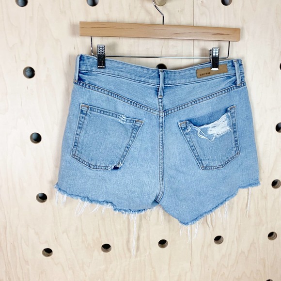 GRLFRND Women’s Helena High-Rise Cut Off Short in Tainted Love Size 28 - Picture 3 of 8